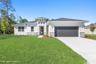 410 La Croix Road SW, Palm Bay, FL 32908