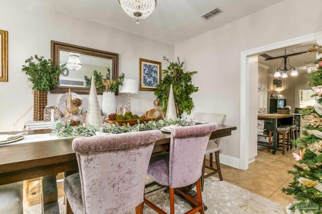 6456 Pansy Dr, Milton, FL 32570