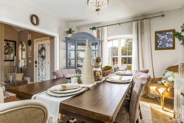 6456 Pansy Dr, Milton, FL 32570