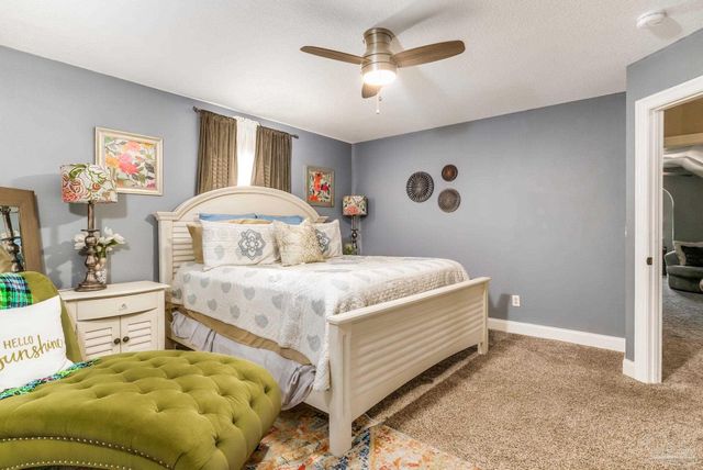 6456 Pansy Dr, Milton, FL 32570