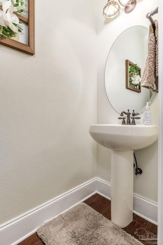 6456 Pansy Dr, Milton, FL 32570