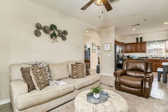 6456 Pansy Dr, Milton, FL 32570