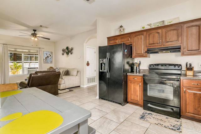 6456 Pansy Dr, Milton, FL 32570