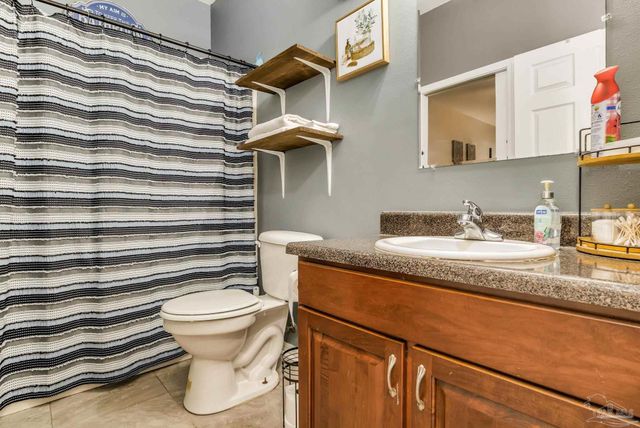 6456 Pansy Dr, Milton, FL 32570