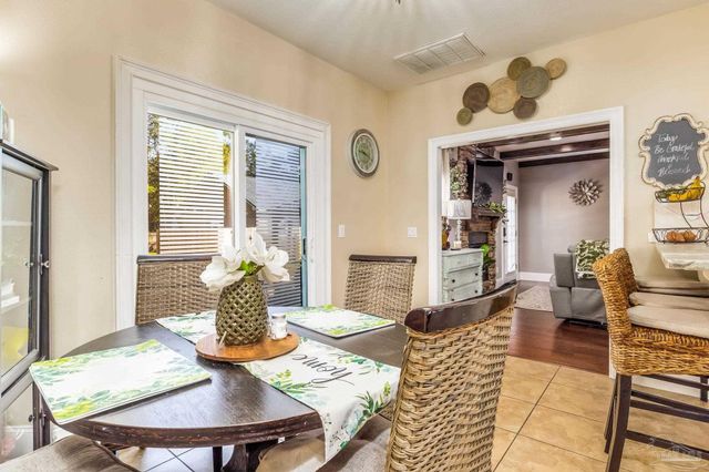 6456 Pansy Dr, Milton, FL 32570