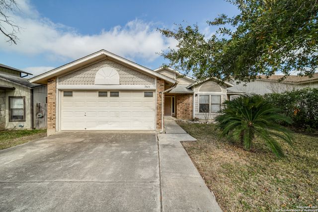 7443 LONGING TRL, San Antonio, TX 78244