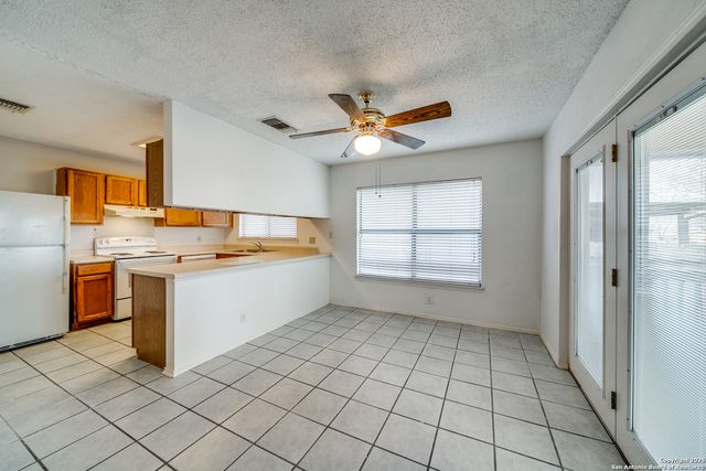 7443 LONGING TRL, San Antonio, TX 78244