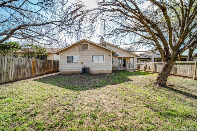 7443 LONGING TRL, San Antonio, TX 78244