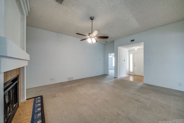7443 LONGING TRL, San Antonio, TX 78244
