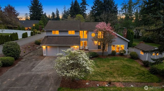 19832 156th Avenue NE, Woodinville, WA 98072