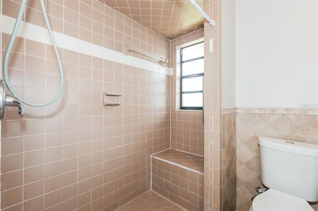 1303 SANDALWOOD DRIVE, Plant City, FL 33563