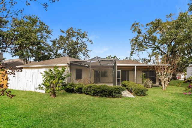 1303 SANDALWOOD DRIVE, Plant City, FL 33563