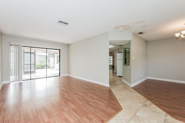 1303 SANDALWOOD DRIVE, Plant City, FL 33563