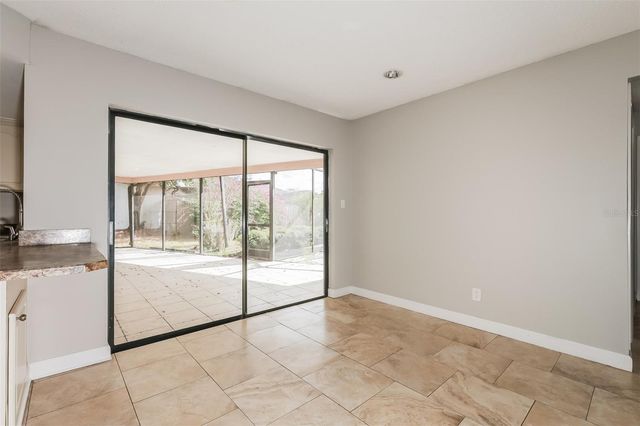 1303 SANDALWOOD DRIVE, Plant City, FL 33563