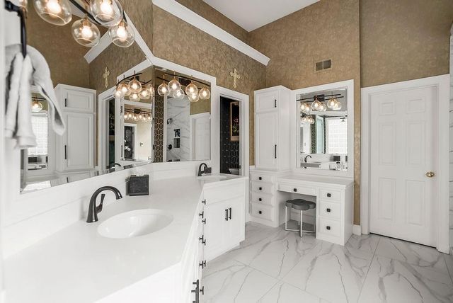 20810 W 94th Street, Lenexa, KS 66220