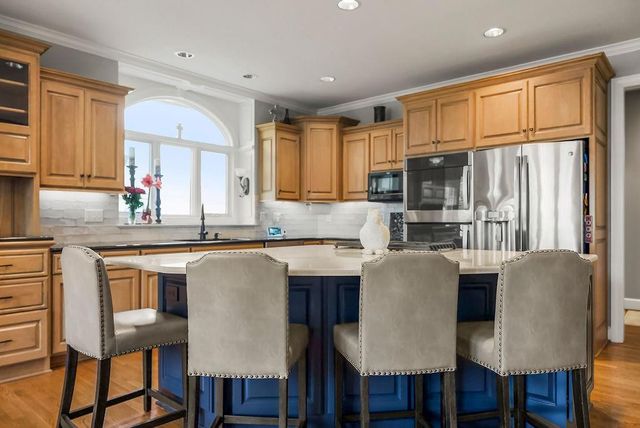 20810 W 94th Street, Lenexa, KS 66220