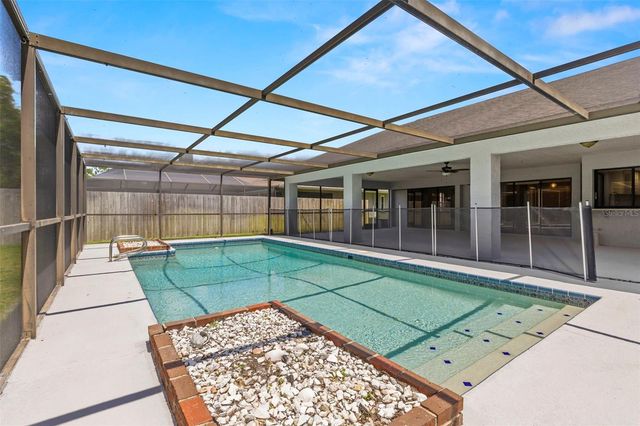 14164 FENNSBURY DRIVE, Tampa, FL 33624