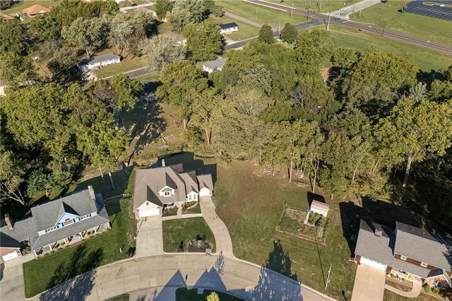 1003 Adam Drive, Chillicothe, MO 64601