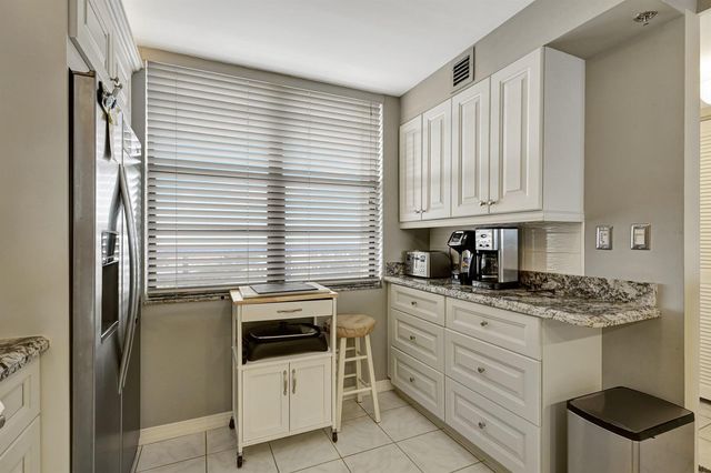 840 Ocean Drive 806, Juno Beach, FL 33408