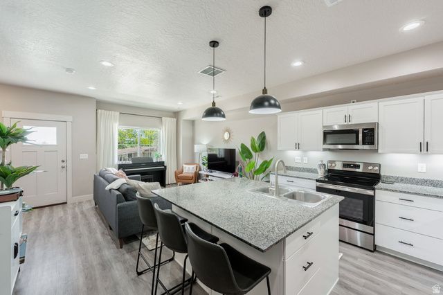 1356 N 250 W, Sunset, UT 84015