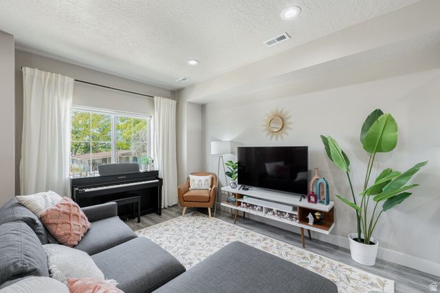 1356 N 250 W, Sunset, UT 84015
