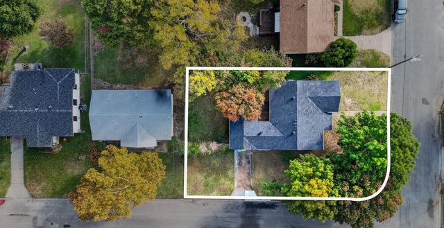 409 W Burton Street, Sherman, TX 75092