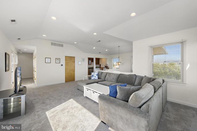10-A LONG BEACH BLVD, Long Beach Township, NJ 08008