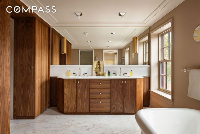 487 Henry Street, New York City, NY 11231