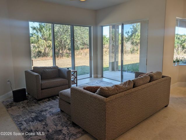 332 Pinto Lane, Palm Bay, FL 32909