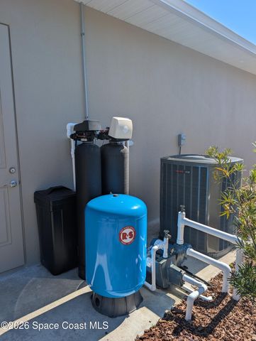 332 Pinto Lane, Palm Bay, FL 32909