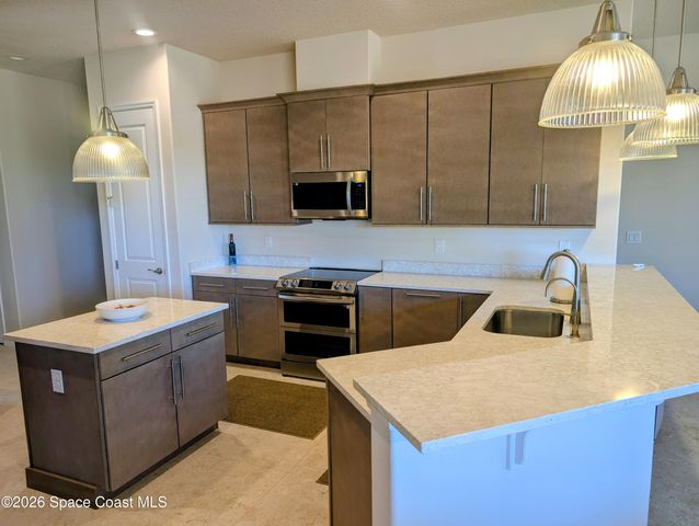 332 Pinto Lane, Palm Bay, FL 32909