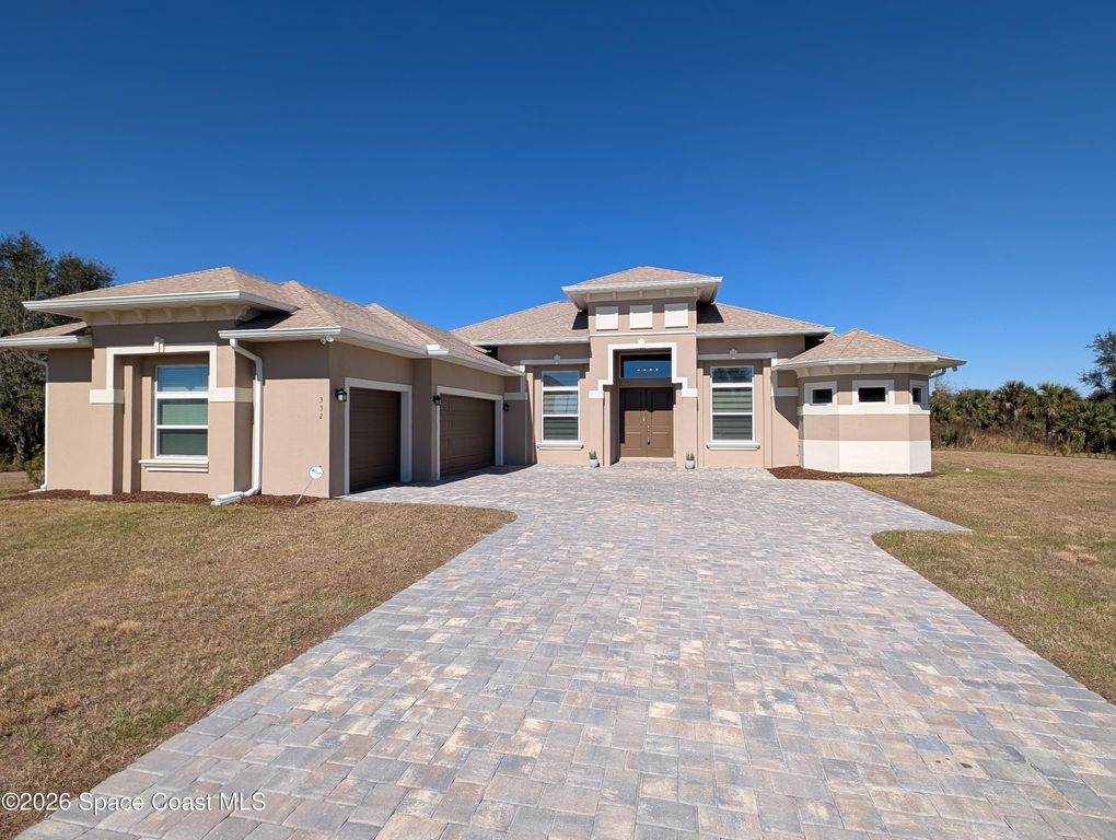 332 Pinto Lane, Palm Bay, FL 32909