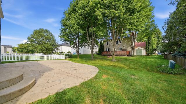 624 Holbrook Avenue, Elburn, IL 60119