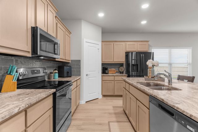 300 Heritage Grove Road, Blue Ridge, TX 75424