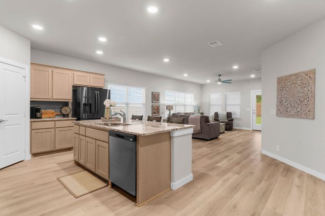 300 Heritage Grove Road, Blue Ridge, TX 75424