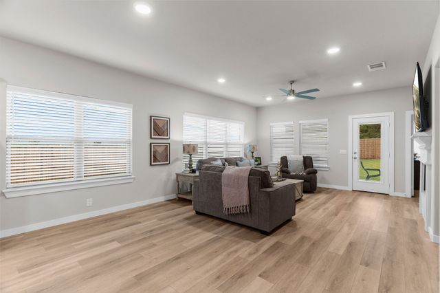 300 Heritage Grove Road, Blue Ridge, TX 75424