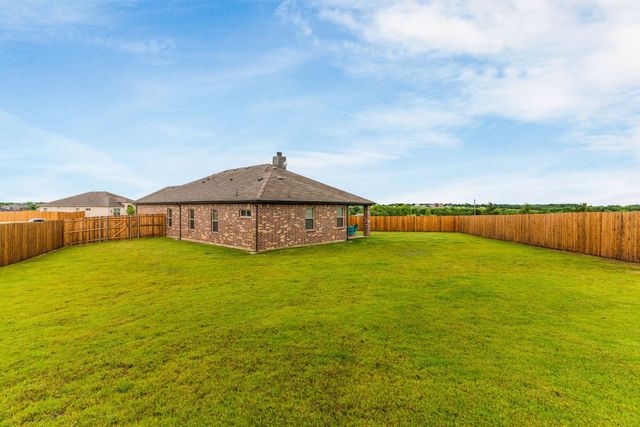 300 Heritage Grove Road, Blue Ridge, TX 75424