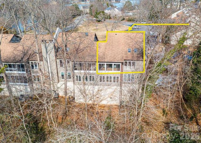 2231 6th Street NW 16, Hickory, NC 28601