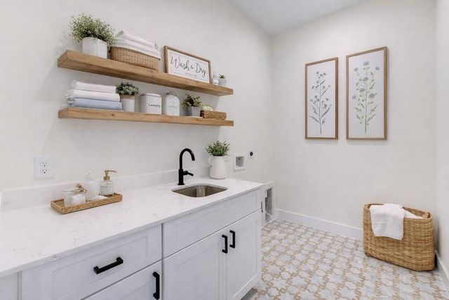 6127 Pacific Forest Drive, Houston, TX 77091