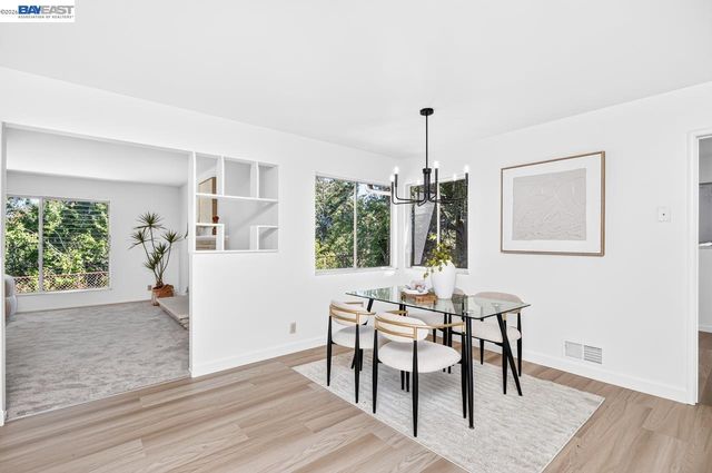 3510 Bridle Dr, Hayward, CA 94541
