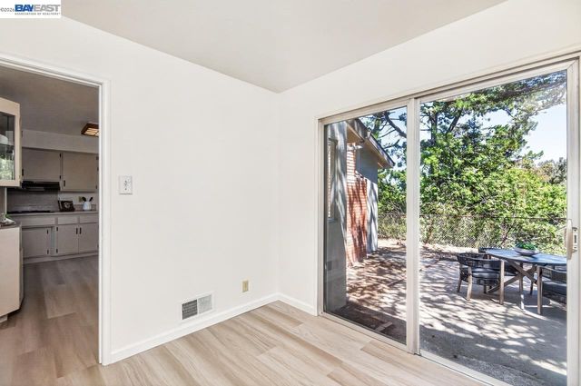 3510 Bridle Dr, Hayward, CA 94541