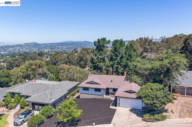 3510 Bridle Dr, Hayward, CA 94541