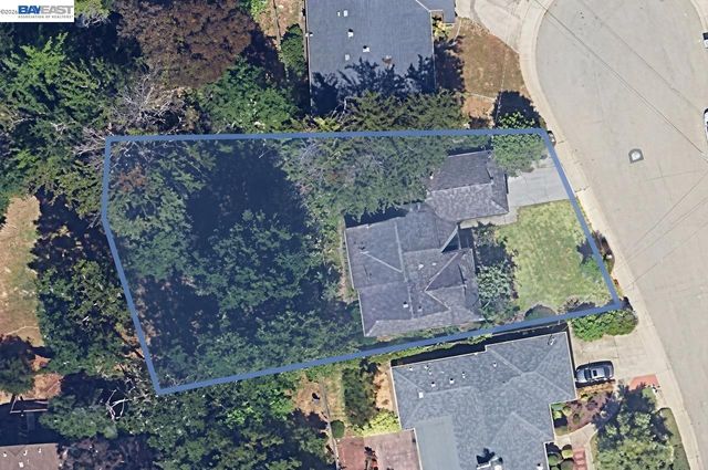 3510 Bridle Dr, Hayward, CA 94541