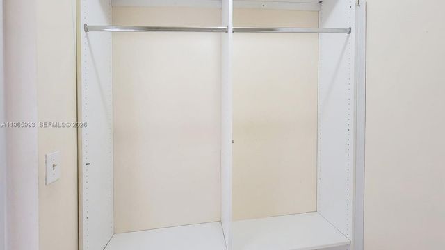 5320 W 26th Ave 108, Hialeah, FL 33016