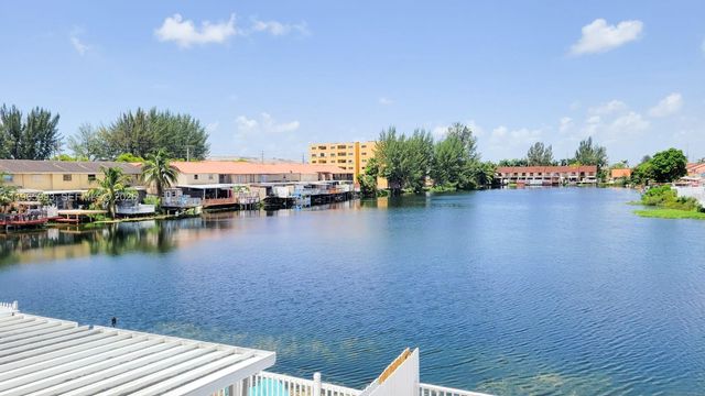 5320 W 26th Ave 108, Hialeah, FL 33016