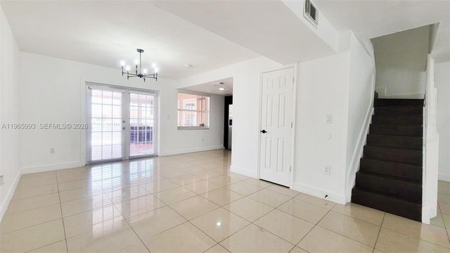 5320 W 26th Ave 108, Hialeah, FL 33016