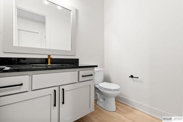 21701 B Street, Elkhorn, NE 68022