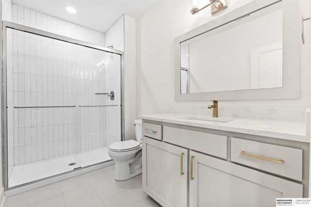 21701 B Street, Elkhorn, NE 68022