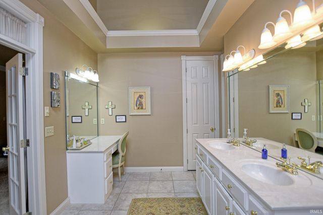 6600 River Ridge Drive, Newburgh, IN 47630