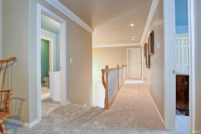 6600 River Ridge Drive, Newburgh, IN 47630